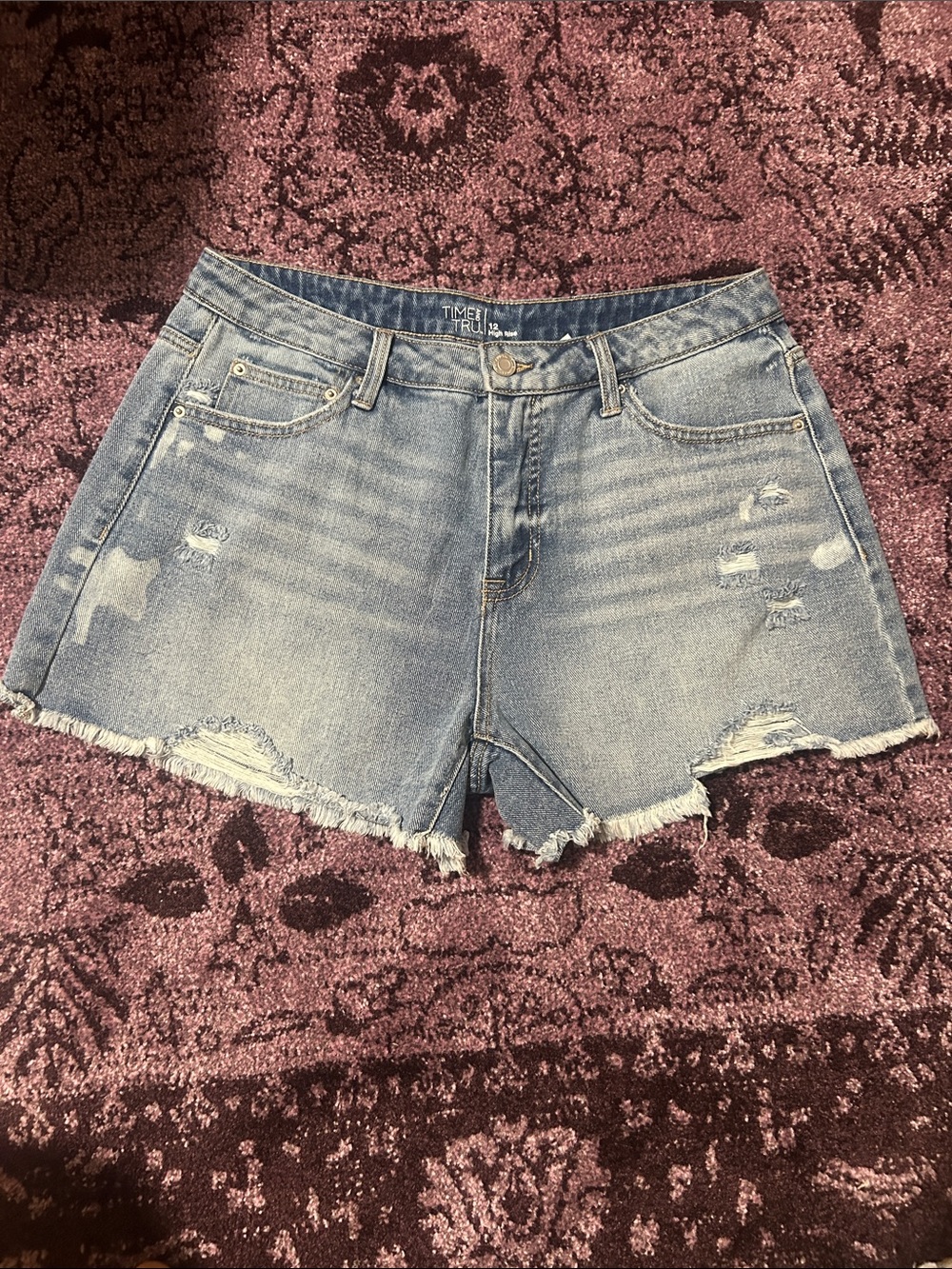 High-Rise Jean Shorts Frayed Light-Wash Time & Tru